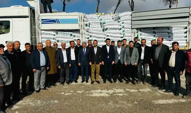 Besni'de çiftçilere hibe destekli tohum dağıtımı başladı