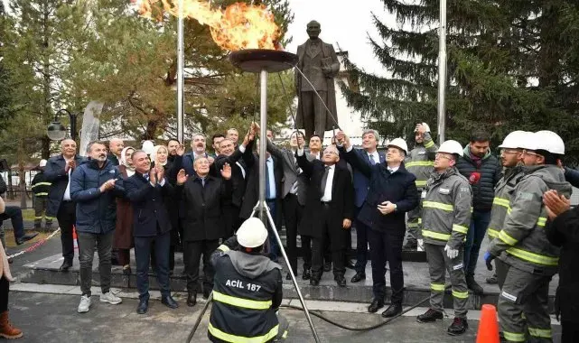 Başkan Büyükkılıç'tan çığır açan yatırım: 16 ilçe doğal gazla buluştu