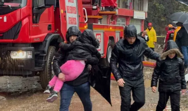 Rize'nin Çayeli ilçesinde heyelan: 1 ölü, 4 yaralı