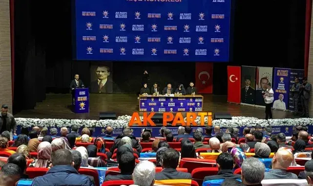 Milli Eğitim Bakanı Tekin: "Kendi icat ettiğin bir laikliği bana dayatıyorsun"
