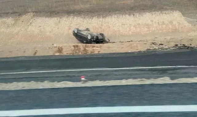 Ardahan'da yoldan çıkan otomobilin sürücüsü yaralandı