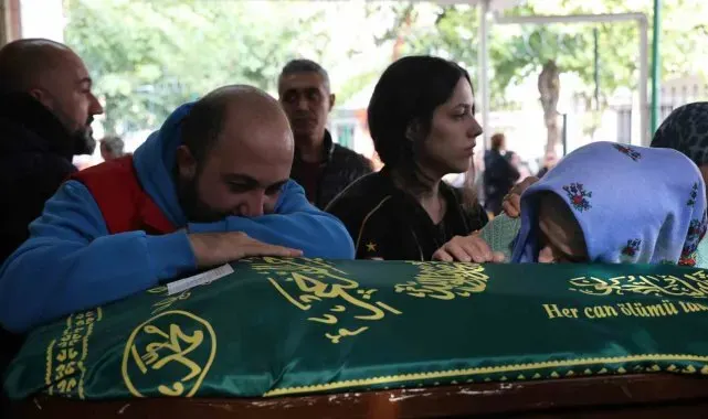 İlaçlama kurbanı Altay Toprak bebeğe acı veda: "Oğlumu öldürdüler"