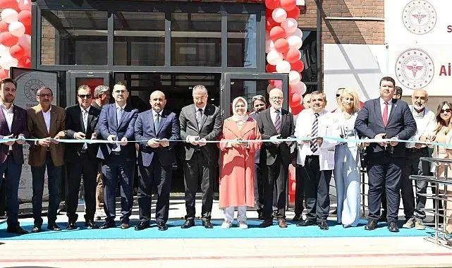 Eskişehir'in yeni sağlık yerleşkesi, Vali Yılmaz'ın katılımıyla açıldı