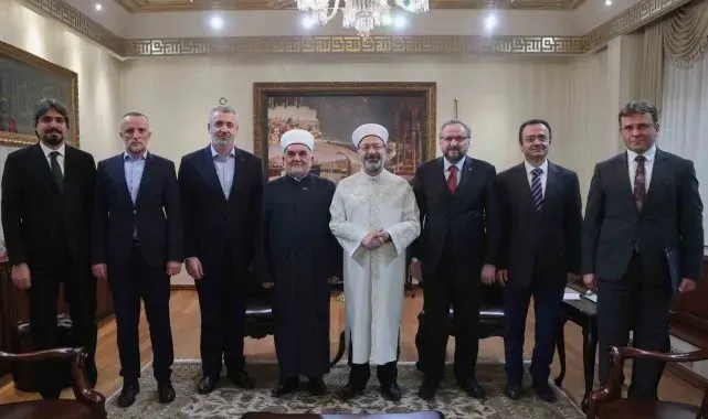 Diyanet İşleri Başkanı Erbaş, Sırbistan İslam Birliği Meşihatı Başkanı Dudiç ile bir araya geldi