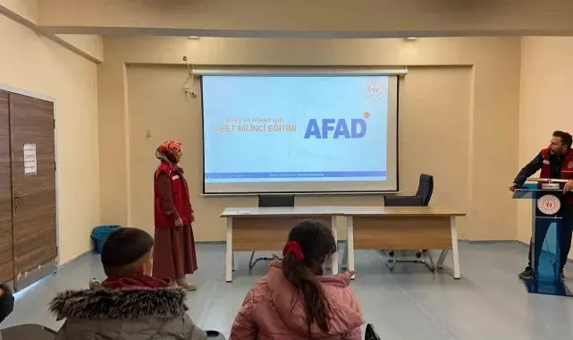 Diyadin'de afet farkındalık eğitimi