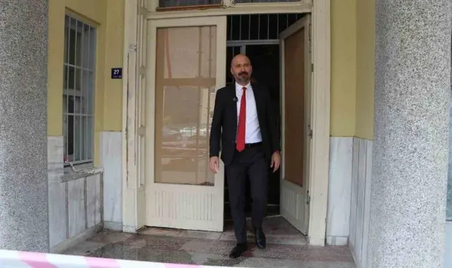 Başkan Arıkan, Efes Kültür Merkezi Binası'nın tadilatını başlattı