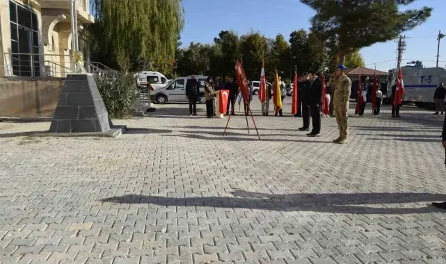 Dicle'de 10 Kasım Atatürk'ü anma programı gerçekleşti
