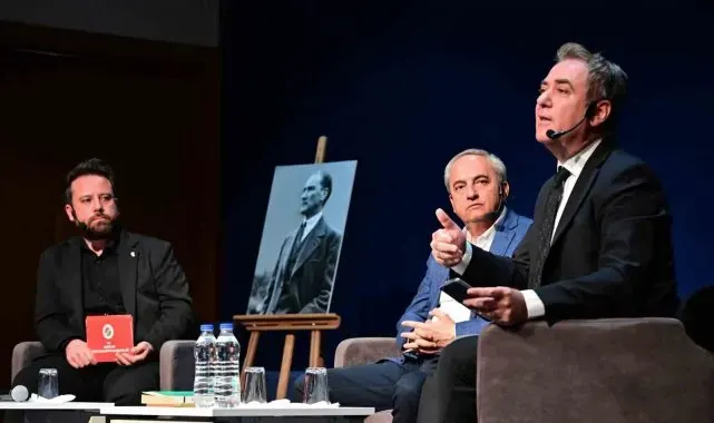 Kepez Forum'da Sinan Meydan ile Atatürk, kadın ve çocuk söyleşisi