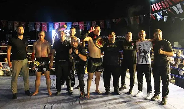 Muaythai şampiyonluk kemerleri Manisa'ya geldi