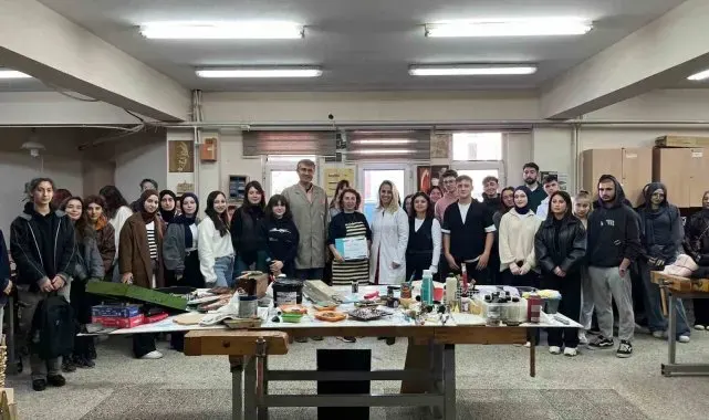 Ahşap boyama teknikleri tanıtıldı