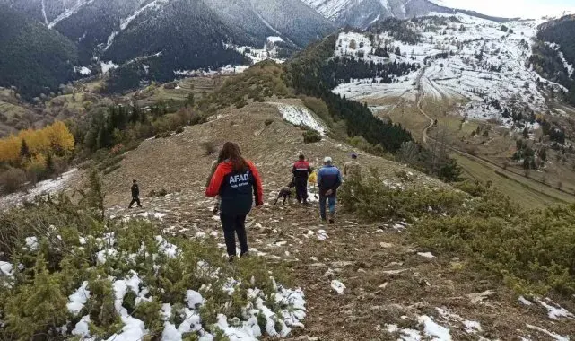 Artvin'de kayıp işçiyi arama çalışmaları sürüyor