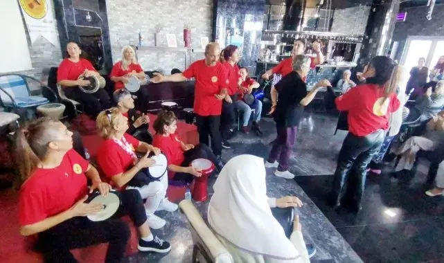 Huzur evi sakinleri gönüllerince eğlendi