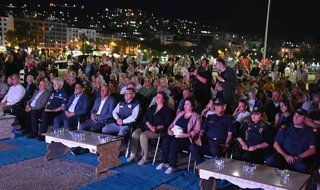 Sinop'ta balıkçılar törenle "Vira Bismillah" dedi