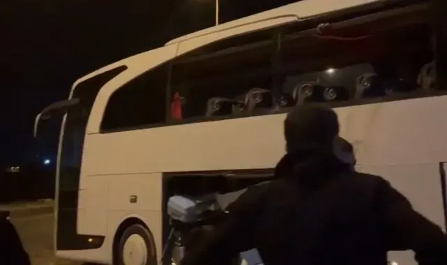 Bandırma'da otobüs ile kamyon çarpıştı