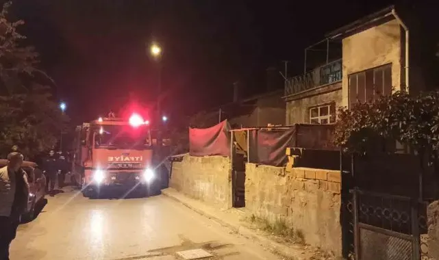 Askerden izne geldi, arkadaşlarıyla oturduğu ev yandı