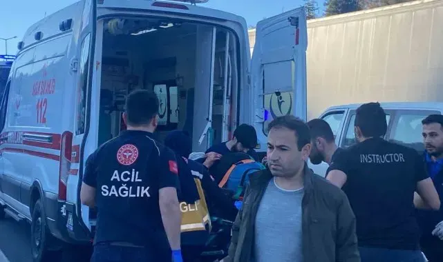 Mahkumları taşıyan cezaevi aracı TEM'de kazaya karıştı: 5 yaralı
