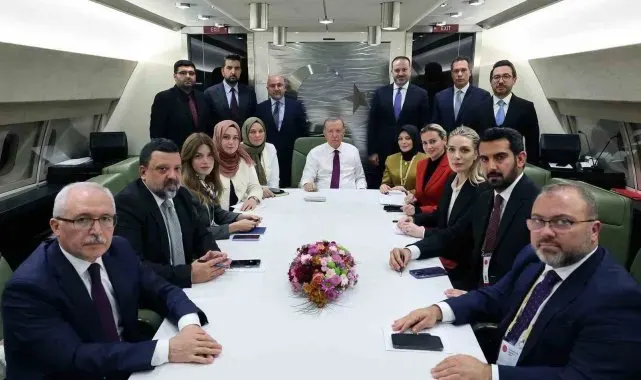 Cumhurbaşkanı Erdoğan: "ABD öncülüğünde bazı Batı ülkelerinin Ukrayna'daki savaşın bitirilmesi için çaba sarf etmesi, orada çözümü hızlandırır"