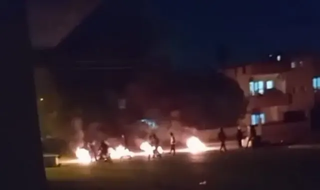 Batman'da terör yandaşları sokaklarda ateş yakarak iş yerlerini yağmaladı