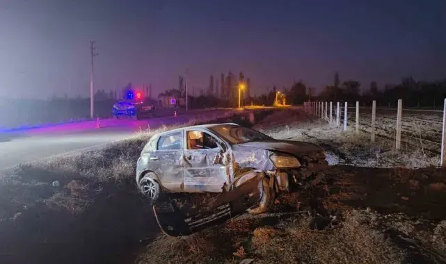 Otomobillerin hurdaya döndüğü kazada 4 kişi yaralandı