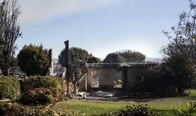 California'da orman yangını: Binlerce kişiye tahliye emri verildi