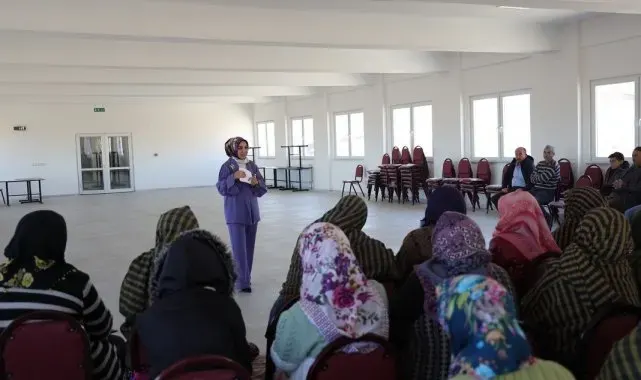 Kütahya'da Enne Sosyo-Kültür Merkezi'nde "Aile Eğitimi"