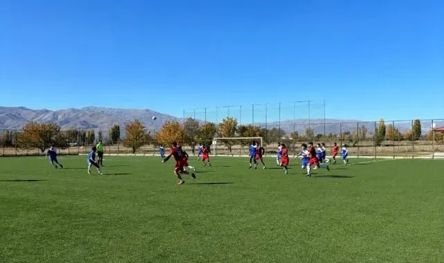 Erzincan'da yurtlar arası turnuvalar başladı