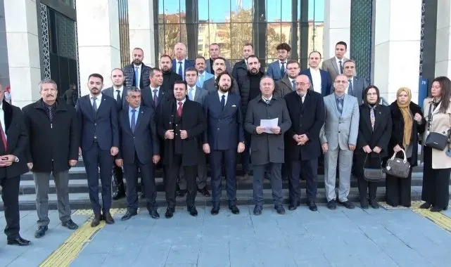 Kütahya'da AK Parti ve MHP'li Belediye Meclis üyelerinden Eyüp Kahveci'ye tepki