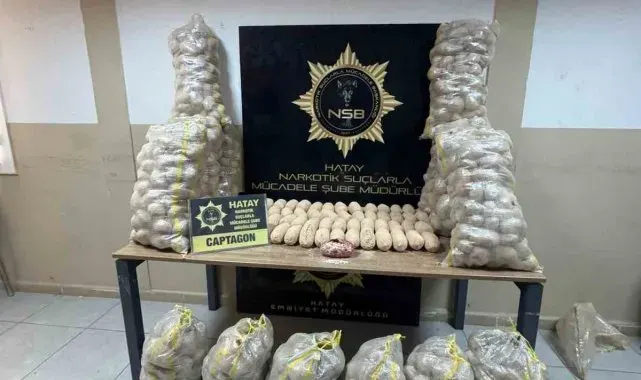 Dubai'ye giden patates çuvalları içinde binlerce uyuşturucu hap ele geçirildi