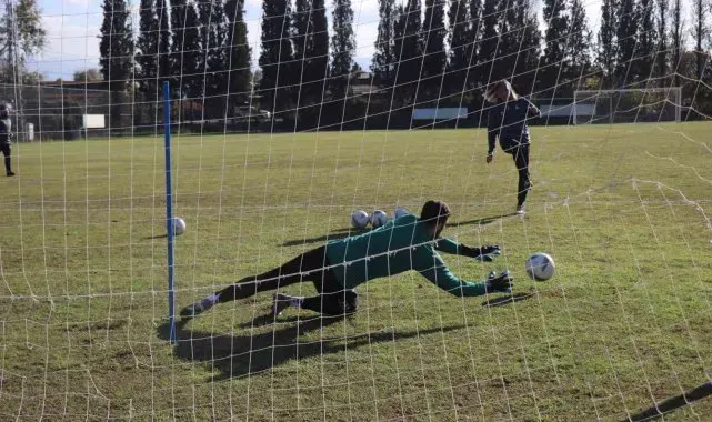Sakaryaspor, Marmara derbisinin hazırlıklarını sürdürüyor