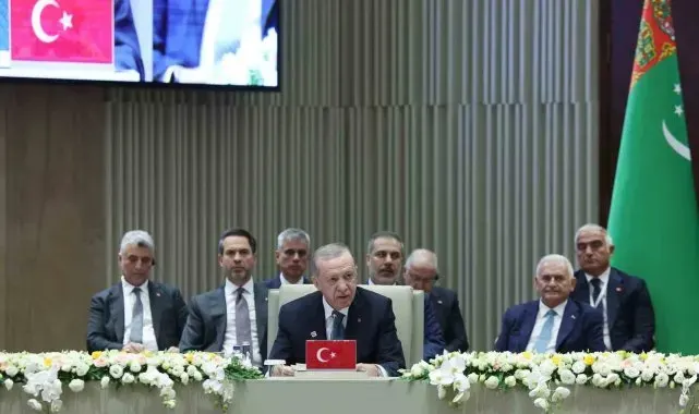 Cumhurbaşkanı Erdoğan: "Filistin'de yaşanan soykırımın durdurulması konusunda uluslararası toplum kötü bir sınav veriyor"