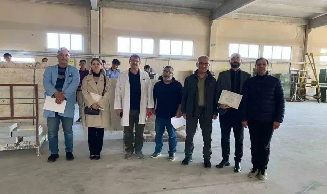 Şehitliklere sahip çıkan lise öğrencisi ve öğretmenlerine teşekkür belgesi