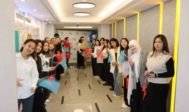 Kazakistan'da Düzce Üniversitesi Bilim Kültür ve Eğitim Merkezi açıldı