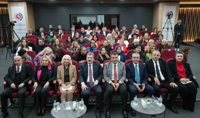 "Geleceğe Yön Veren Kadınlar" Samsun'da