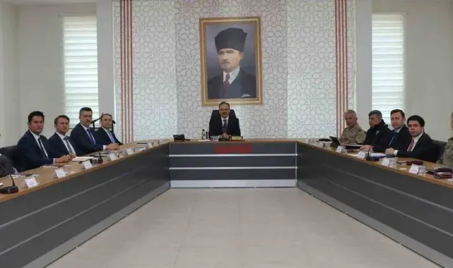 Siirt'te güvenlik ve asayiş değerlendirme toplantısı yapıldı
