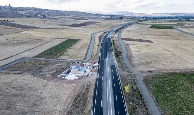 Büğdüz Boyu'nun 8 asırlık mirası mescit, restorasyonla yeniden gün yüzüne çıktı