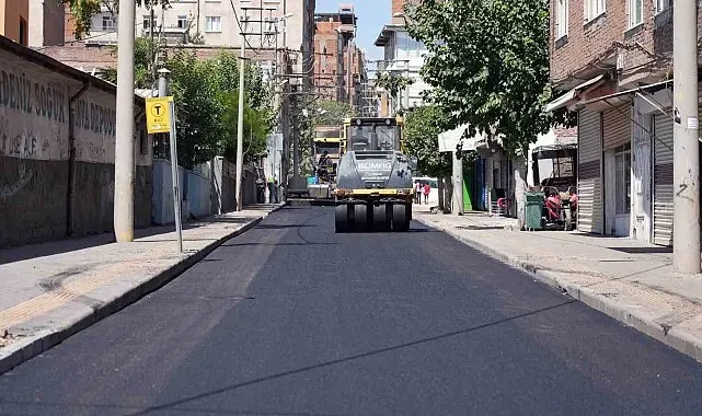 Bağlar'da yollar yenilendi