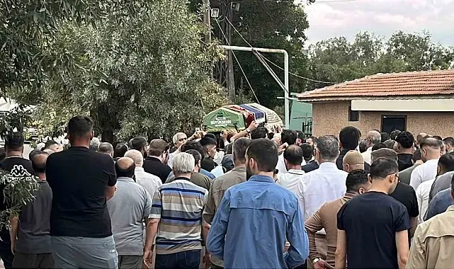 Motosiklet yola çıkan otomobille çarpıştı, 19 yaşındaki genç hayatını kaybetti