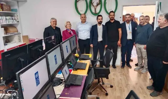 UNDP'den toplum merkezine bilgisayar desteği