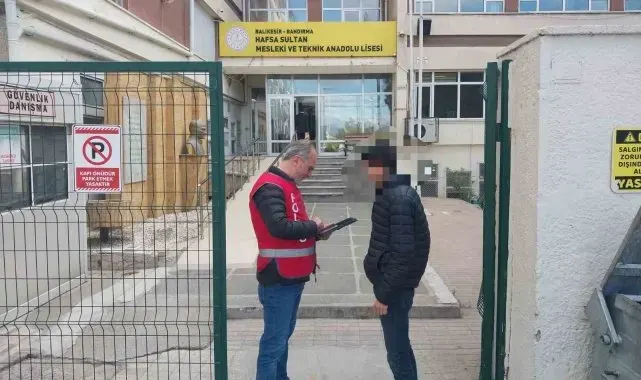 Bandırma'da okul çevrelerinde yoğun denetimlerde 68 bin lira paza cezası kesildi