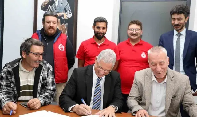 Mudanya Belediyesi'nde sözleşme sevinci