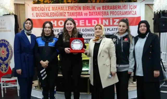 Sultanbeyli'de Annelere "Uyuşturucu" semineri