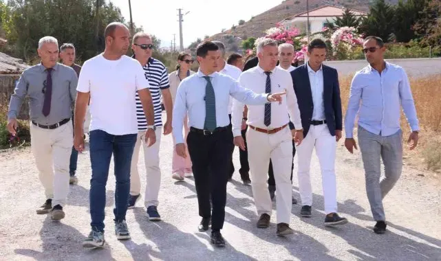 Başkan Ünlü, halkı dinlemeye devam ediyor