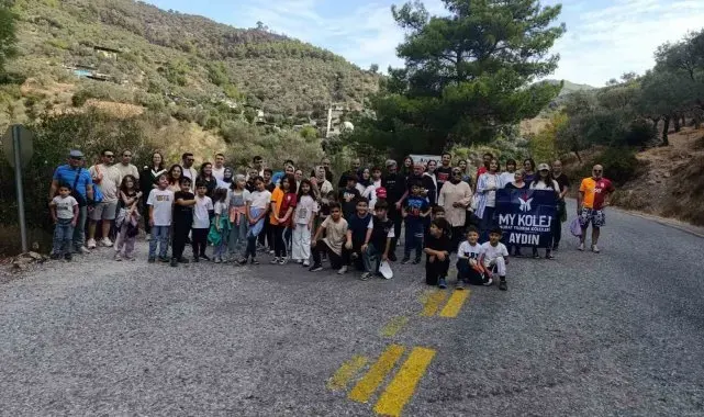 Öğrenciler doğa yürüyüşüne katıldı