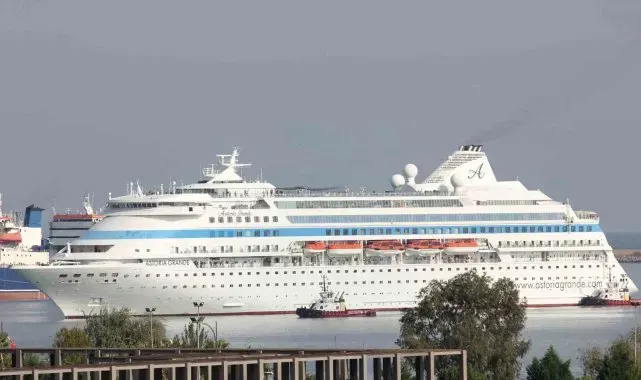 Bin 151 Rus turist Samsun'da