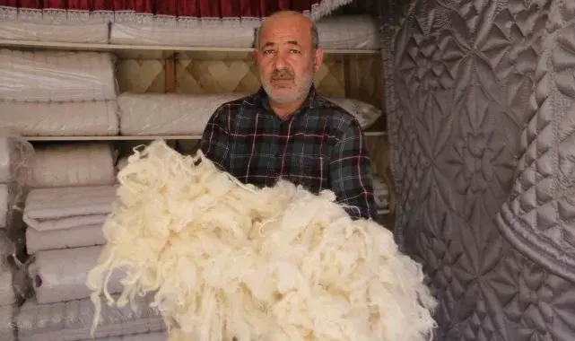 Sivas'ta yün yorgan mesaisi