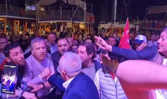 Bodrum'da 29 Ekim kutlamasında gerginlik