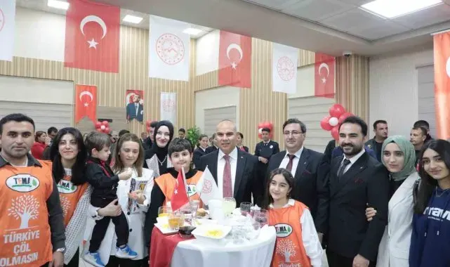 Ağrı'da "Cumhuriyet" resepsiyonu düzenlendi