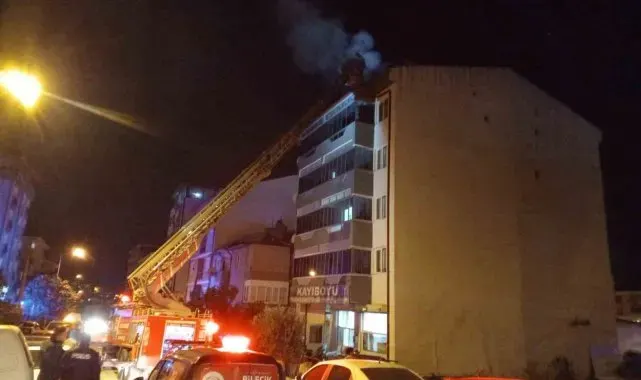 Bilecik'te çatı katında çıkan yangını korkuttu