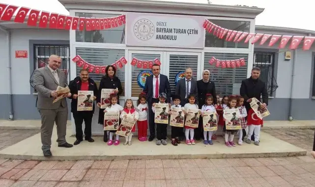 Cumhuriyetin ilanını minikler duyurdu