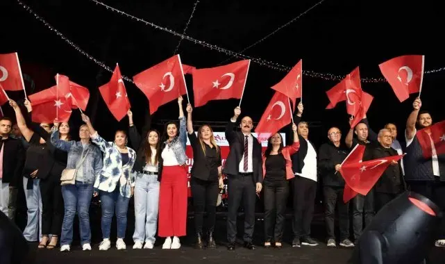 Konyaaltı Belediyesi, Cumhuriyet'i HayatPark'ta kutladı